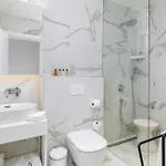 Luxurious In سافودغيا