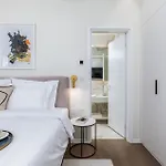 Luxurious In سافودغيا