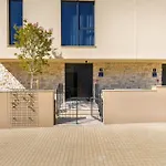 بيت للعطل Luxurious In *
