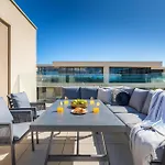 Luxurious In بيت للعطل